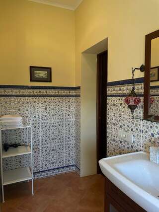 Гостевой дом Вилла Магриб и Шарк Поповка Комфорт с балконом и видом на бассейн-13