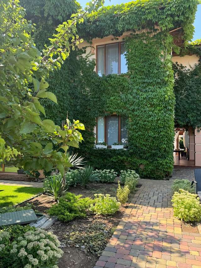 Гостевой дом Вилла Магриб и Шарк Поповка-74