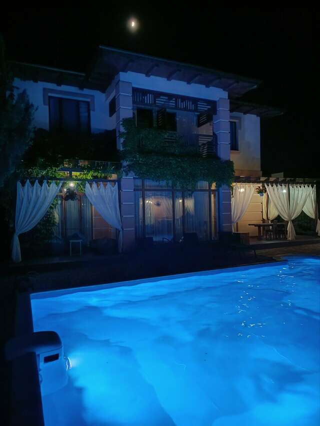 Гостевой дом Вилла Магриб и Шарк Поповка-81